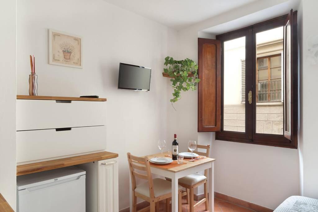 Nice Portion Of Property Near Santa Croce Firenze Eksteriør billede